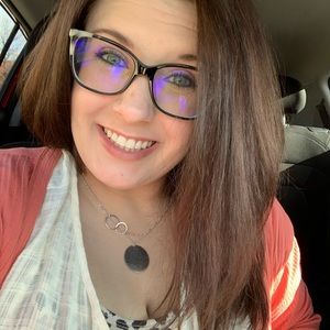 Meet your Posher, Bailey